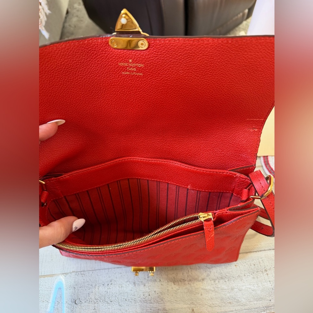 Louis Vuitton ✨ LV Monogram Pochette Métis - Picture 11 of 17